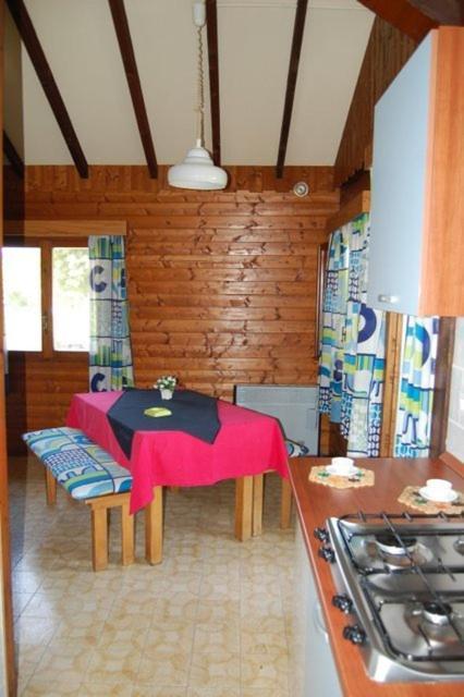 Campeggio Trevisago Iris Park Moniga del Garda Pokój zdjęcie