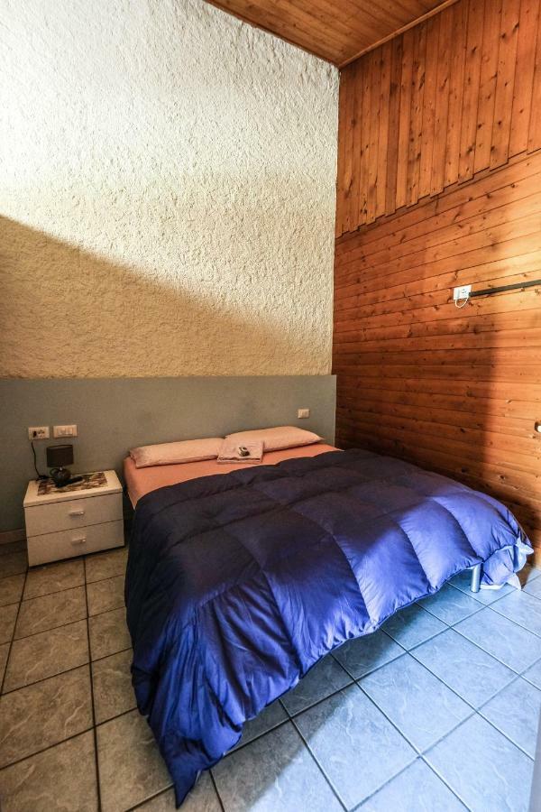 Campeggio Trevisago Iris Park Moniga del Garda Zewnętrze zdjęcie